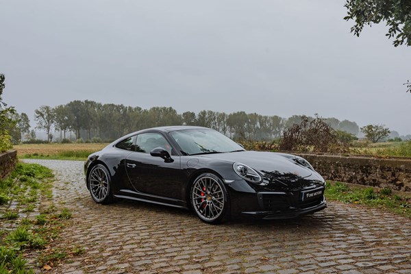 Porsche 991