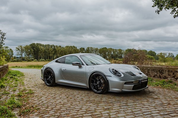 Porsche 992